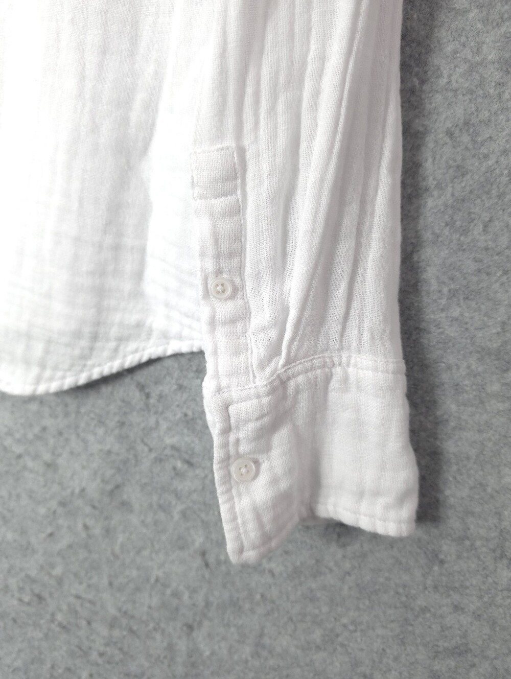 J. Crew Garçon Classic Fit Button-Up Shirt In White Cotton-Linen Blend Gauze - Picture 4 of 10